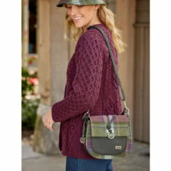 New 🤩 Vermont Country Store Irish Wool Plaid Two-Way Crossbody Bag Green/purple Plaid ✨ 10 New 🤩 Vermont Country Store Irish Wool Plaid Two-Way Crossbody Bag Green/purple Plaid ✨ -Outlet womens clothing Store unnamed file 592