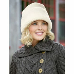 New π Vermont Country Store π© Women's Sherpa Fleece Cloche Ivory π 7 New π Vermont Country Store π© Women's Sherpa Fleece Cloche Ivory π -Outlet womens clothing Store unnamed file 627