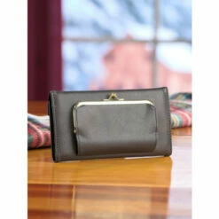 Top 10 ๐ Buxton ๐ฉ Women's Leather Organizer Clutch Brown ๐ 20 Top 10 ๐ Buxton ๐ฉ Women's Leather Organizer Clutch Brown ๐ -Outlet womens clothing Store unnamed file 662